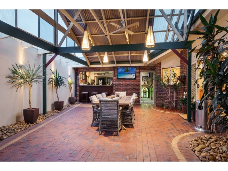 306 Heaths Road, Hoppers Crossing VIC 3029