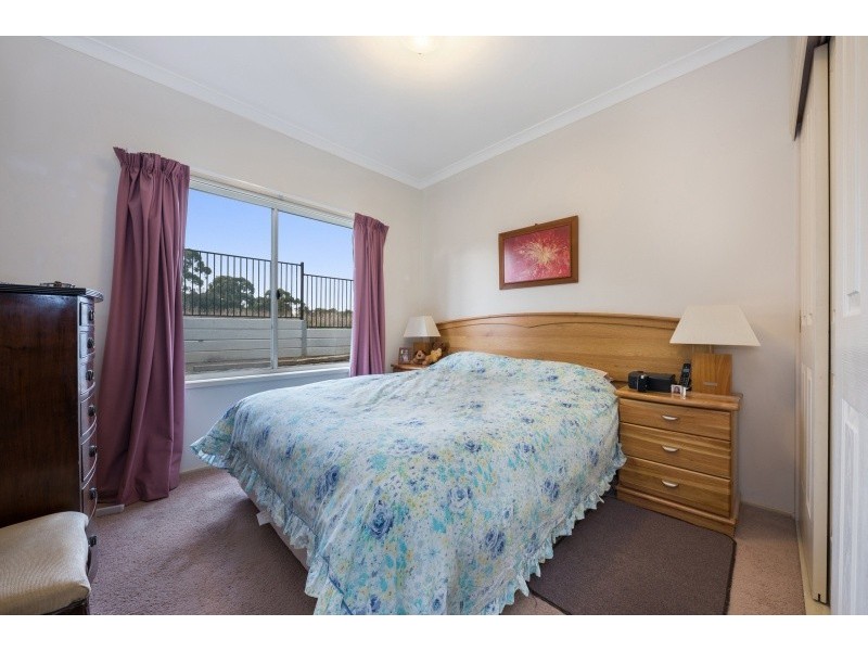 2/28 Ponds Drive, Lara VIC 3212