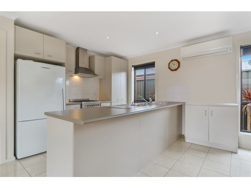 4 Nankeen Avenue, Lara VIC 3212