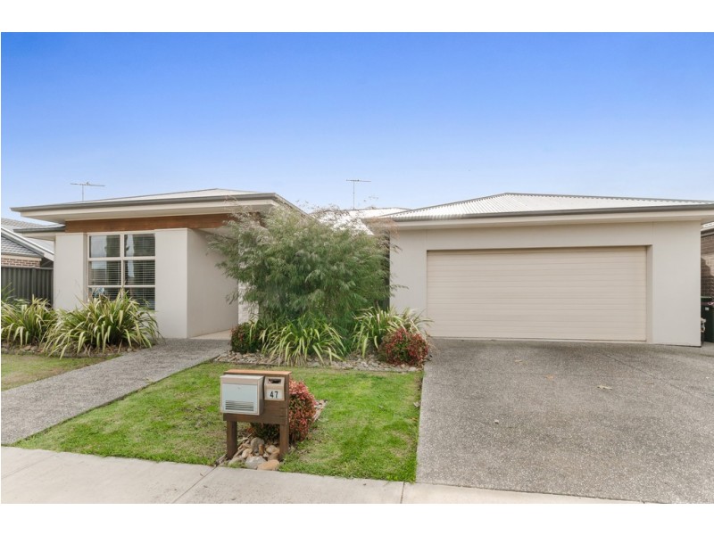 47 Moorhen Drive, Lara VIC 3212