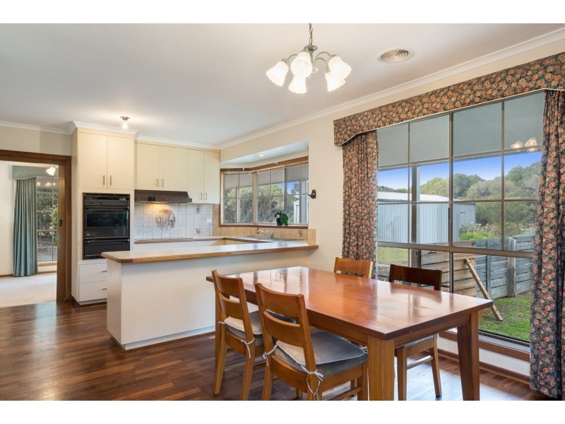 50 Lockyers Road, Lara VIC 3212