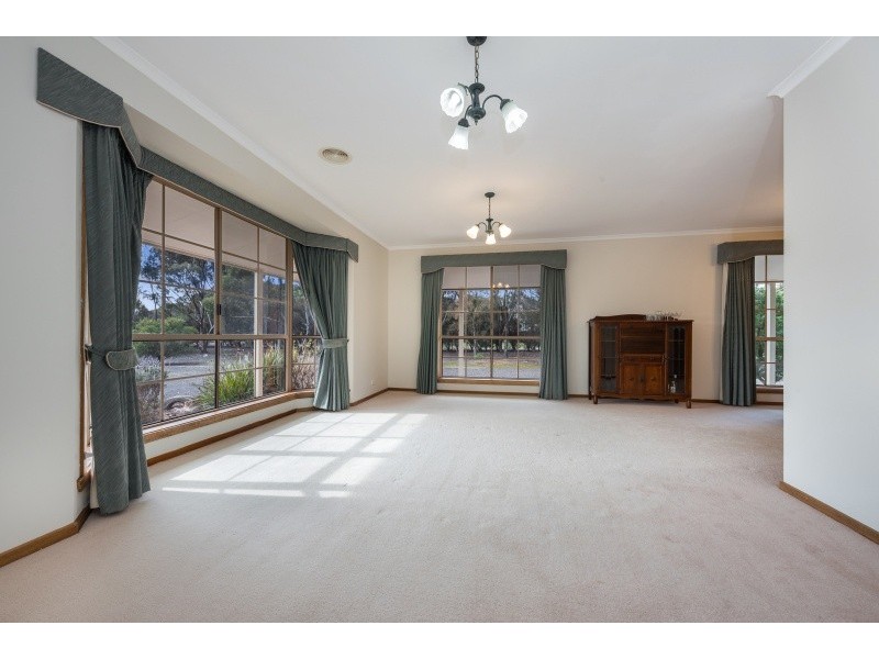 50 Lockyers Road, Lara VIC 3212