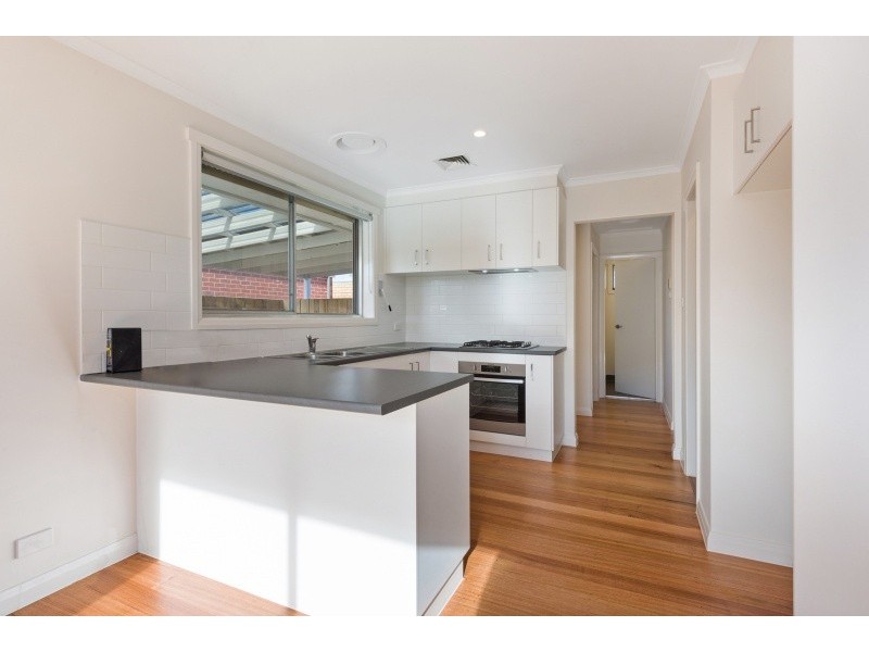 1/4 Melrose Street, Lara VIC 3212