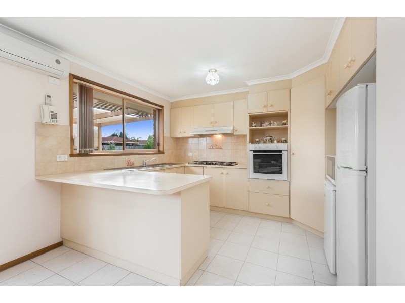1/1 Richard Drive, Lara VIC 3212