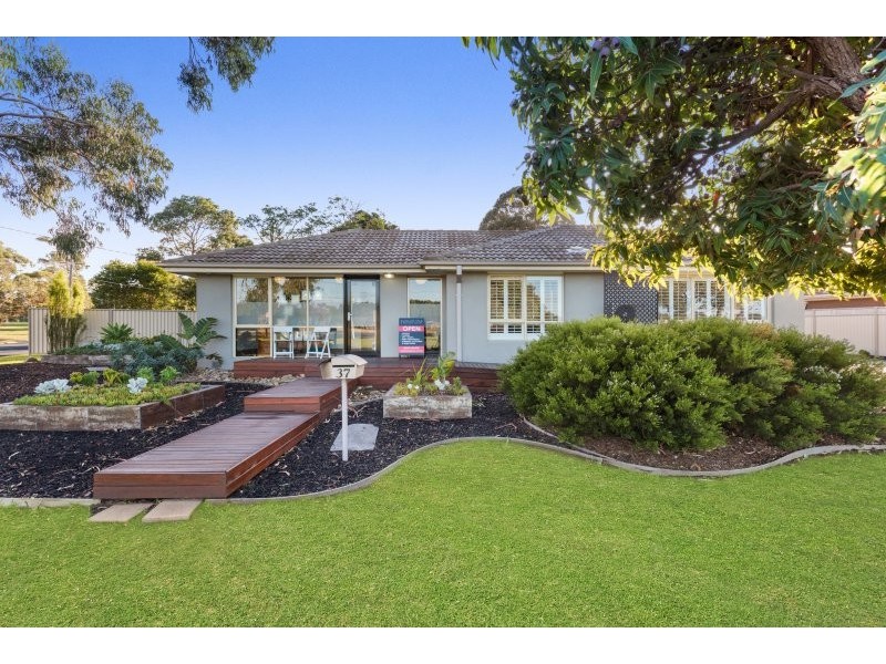 37 Patullos Road, Lara VIC 3212