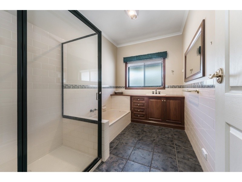 20 West Gateway, Lara VIC 3212