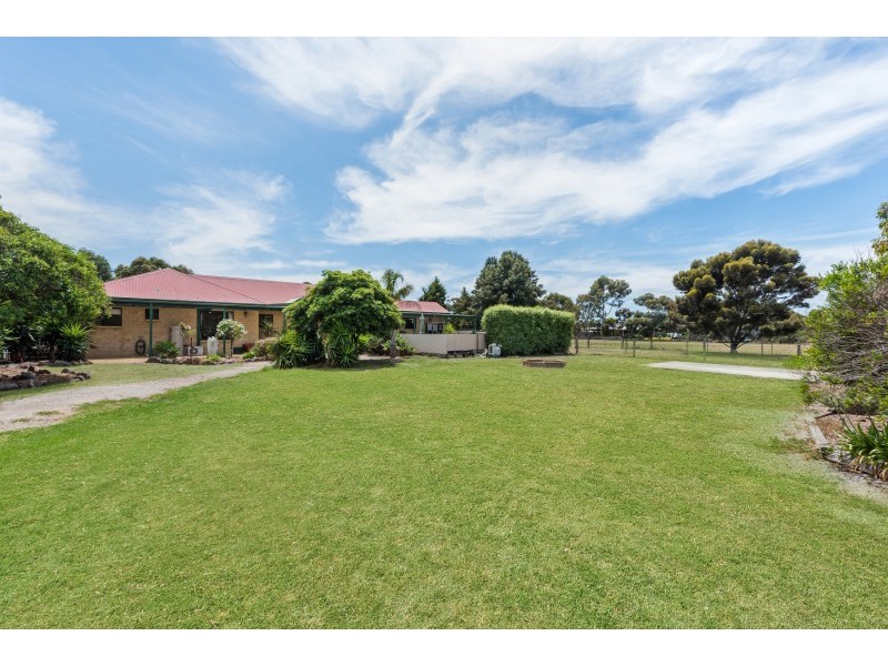 20 West Gateway, Lara VIC 3212