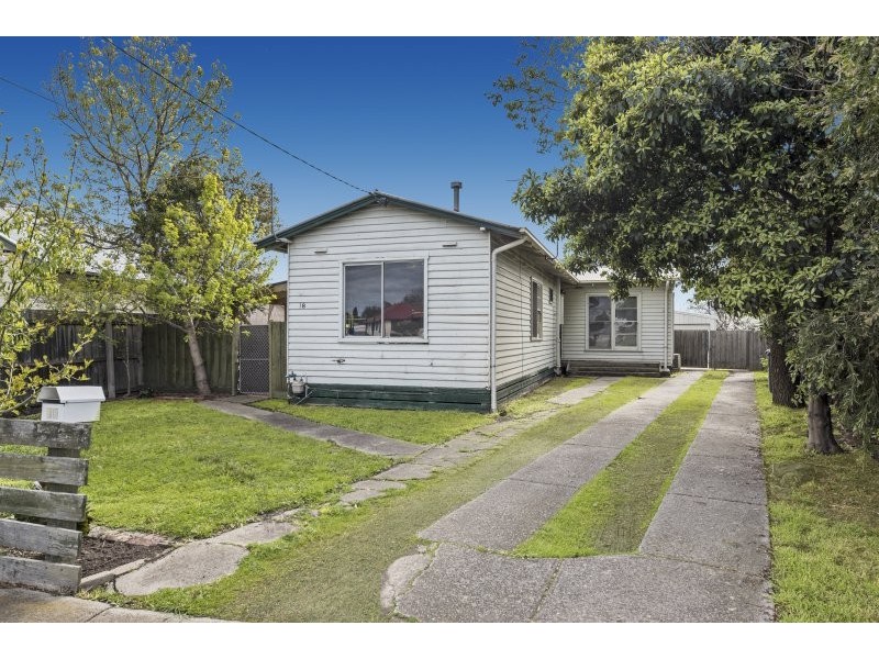 18 Rosella Court, Norlane VIC 3214