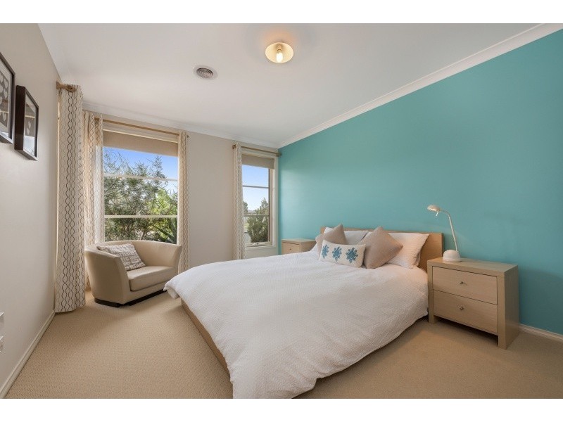 16 Nankeen Avenue, Lara VIC 3212