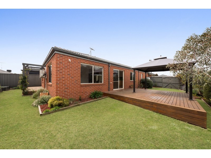 16 Nankeen Avenue, Lara VIC 3212
