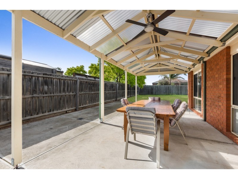 17 Felicity Court, Lara VIC 3212