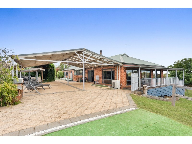 40 McNeill Court, Lara VIC 3212