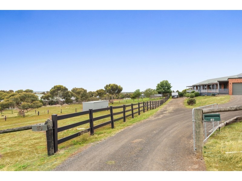 40 McNeill Court, Lara VIC 3212