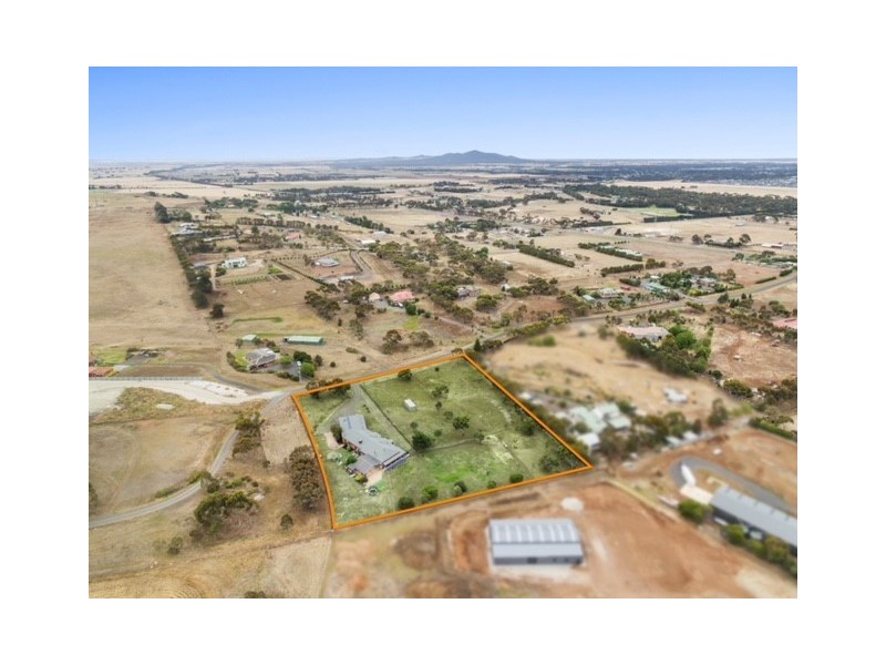 40 McNeill Court, Lara VIC 3212