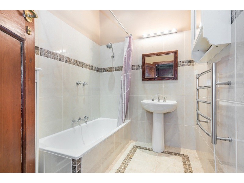 110 Gibbons Road, Lara VIC 3212