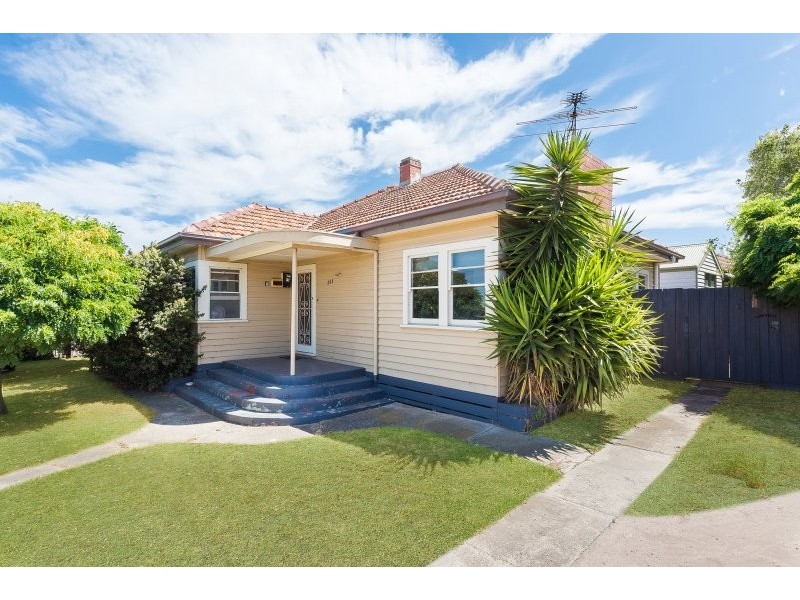 311 Torquay Road, Grovedale VIC 3216