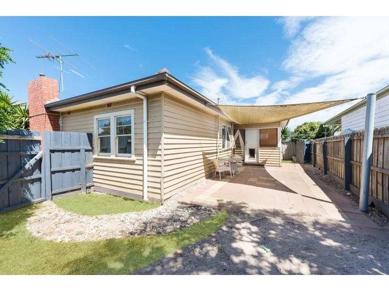 311 Torquay Road, Grovedale VIC 3216
