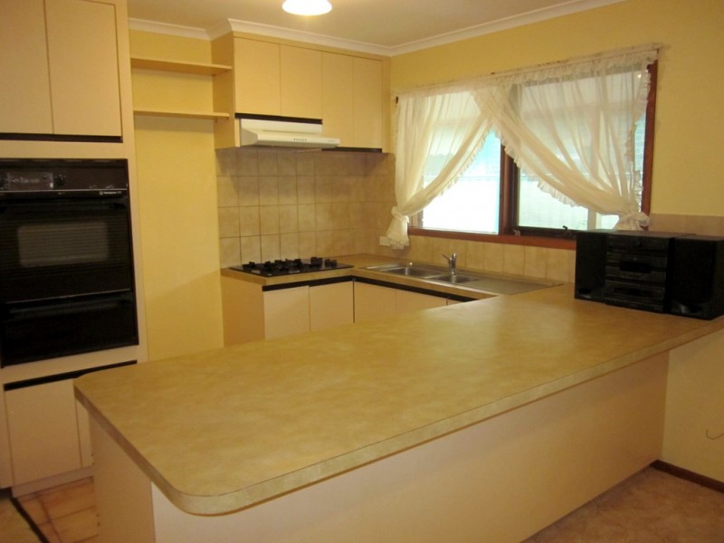 86 Smeaton Close, Lara VIC 3212