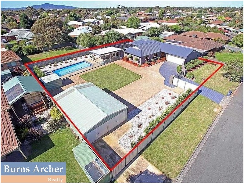 1 and 2 Anita Court, Lara VIC 3212