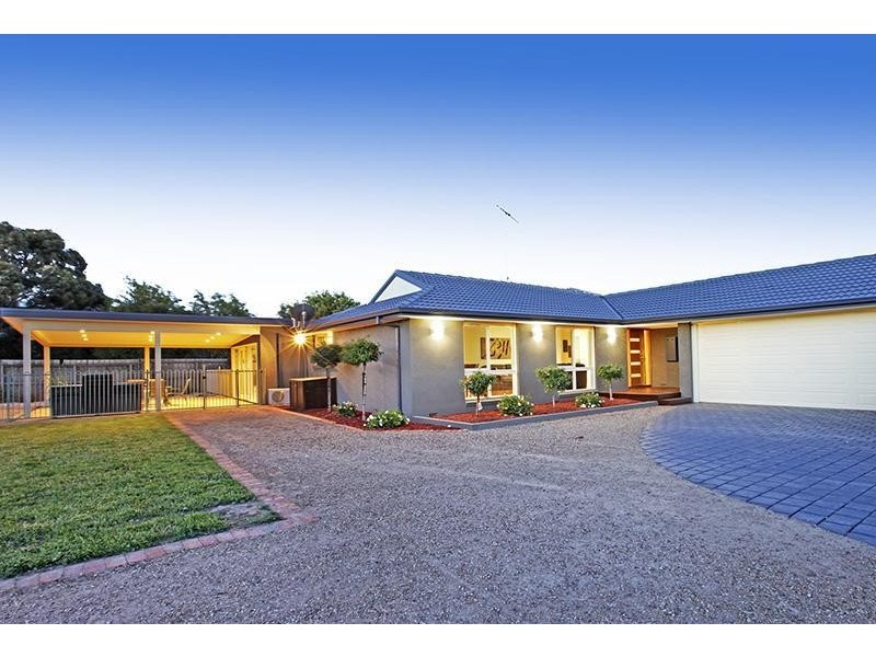 1 and 2 Anita Court, Lara VIC 3212