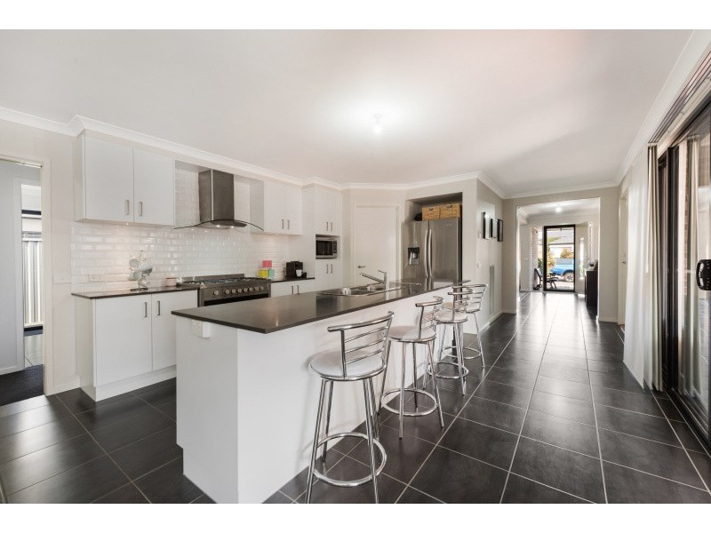 29 Lapwing Drive, Lara VIC 3212