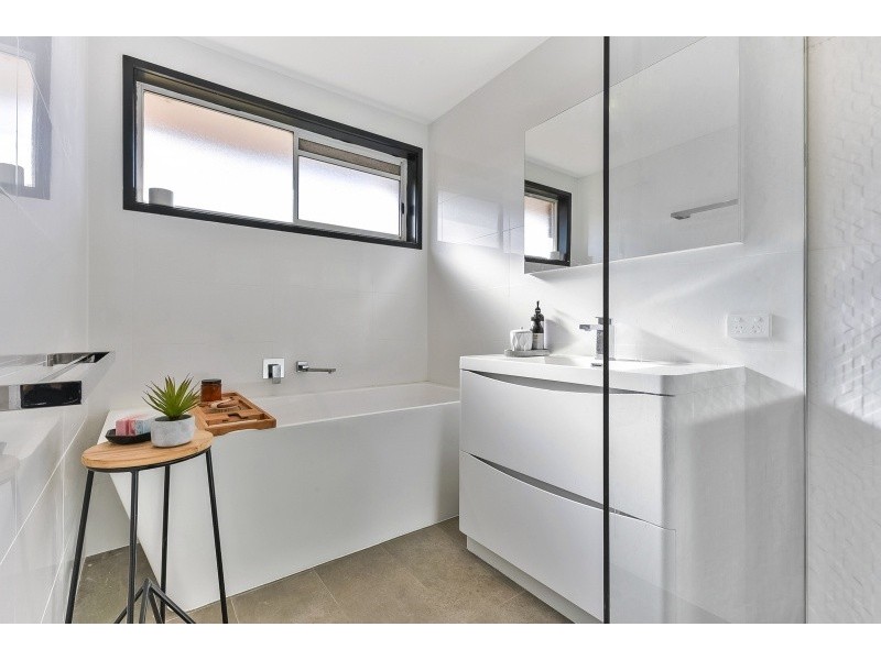 14 Nicholson Crescent, Bell Park VIC 3215