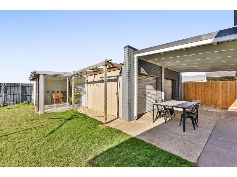 14 Nicholson Crescent, Bell Park VIC 3215