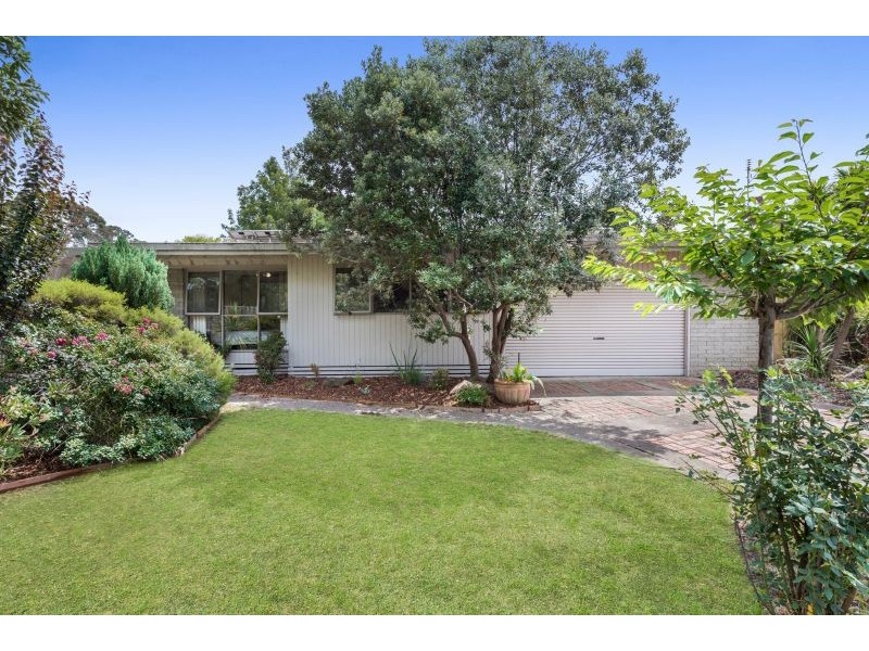 61 Station Lake road, Lara VIC 3212