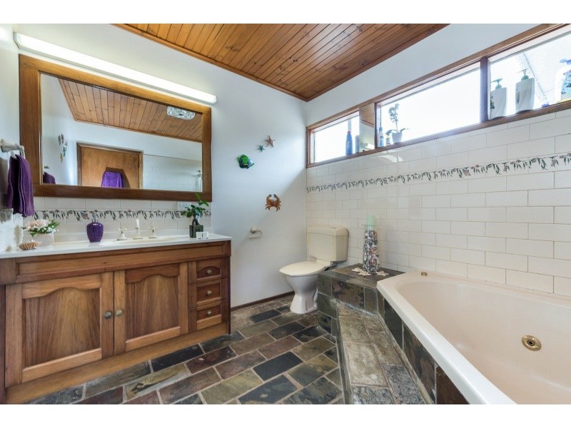 61 Station Lake road, Lara VIC 3212
