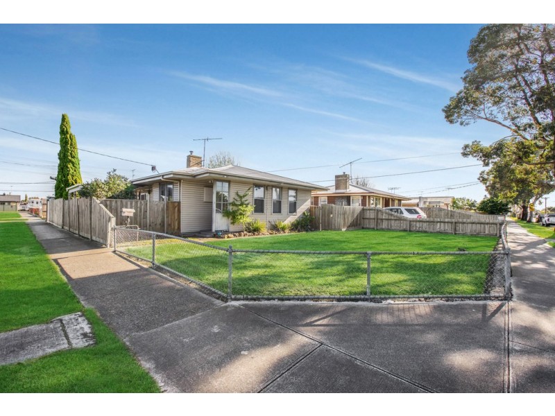 1 Eagle Parade, Norlane VIC 3214