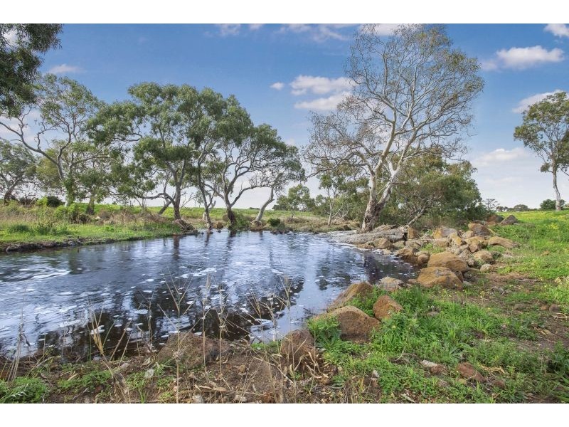 100 Regent Street, Little River VIC 3211