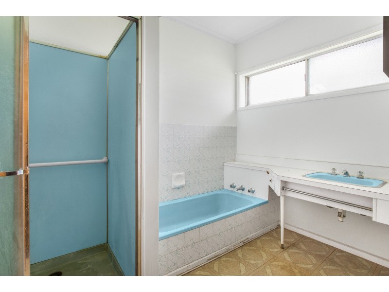 100 Regent Street, Little River VIC 3211