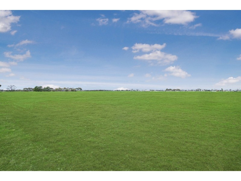 100 Regent Street, Little River VIC 3211