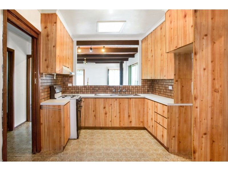 12 Karrin Court, Norlane VIC 3214