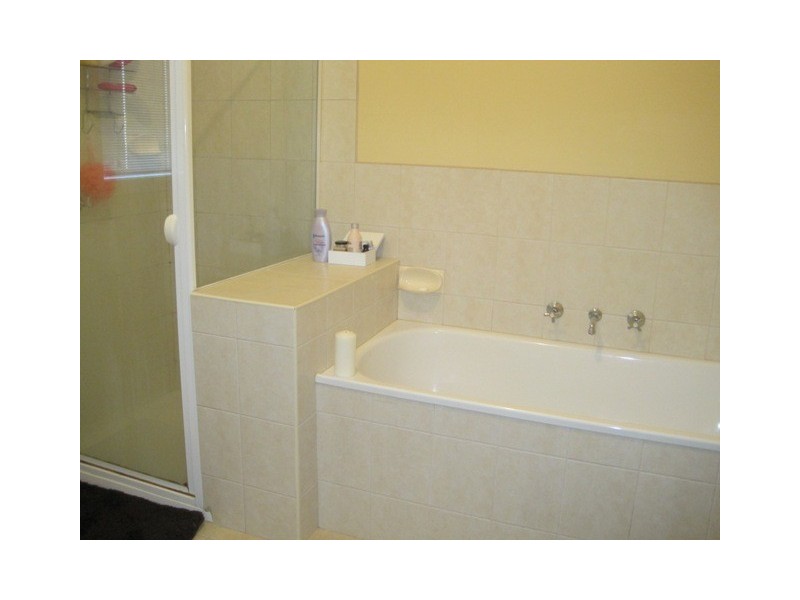 4 Keats Street, Norlane VIC 3214