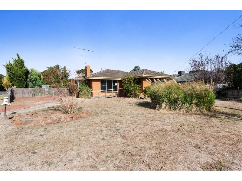 19 Ponds Drive, Lara VIC 3212