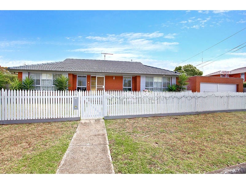 1 Sheeran Crescent, Lara VIC 3212