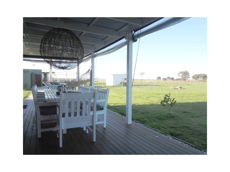 210 William Road, Little River VIC 3211