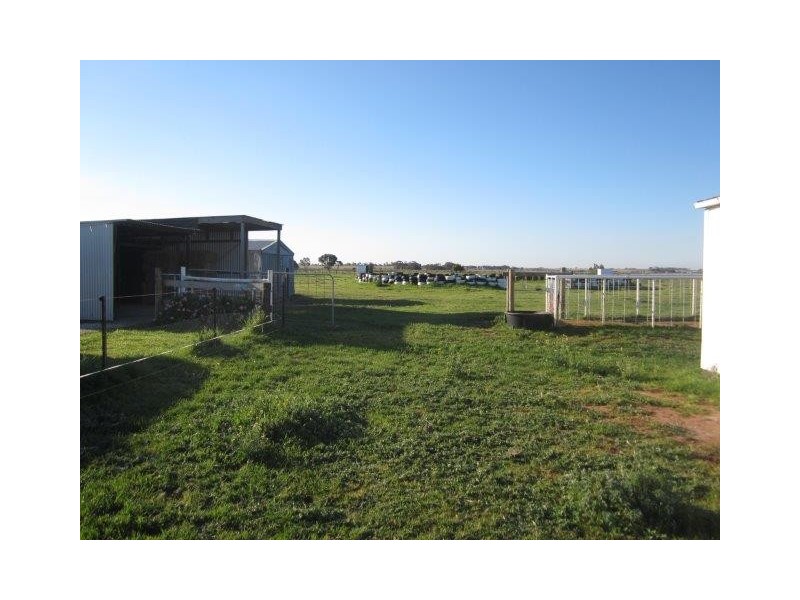 210 William Road, Little River VIC 3211