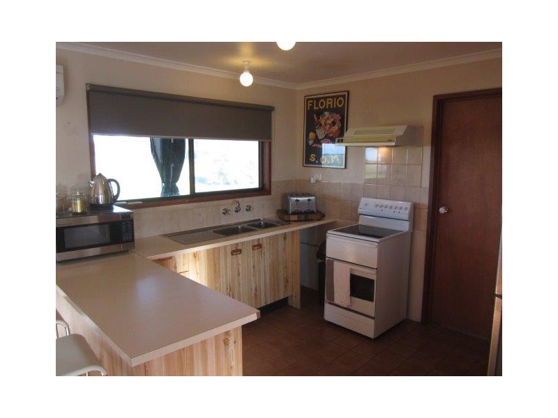 210 William Road, Little River VIC 3211