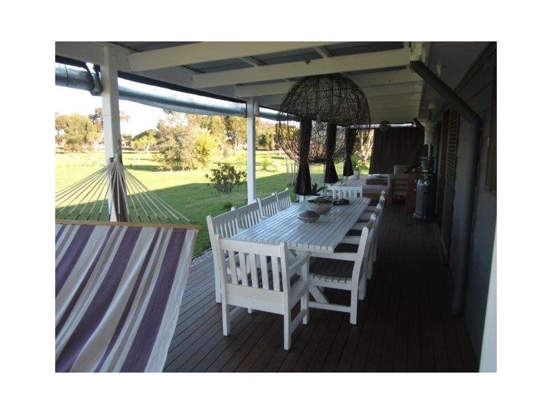 210 William Road, Little River VIC 3211