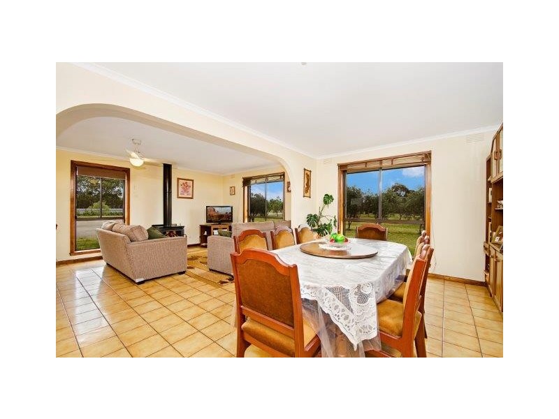 190 Patullos Road, Lara VIC 3212