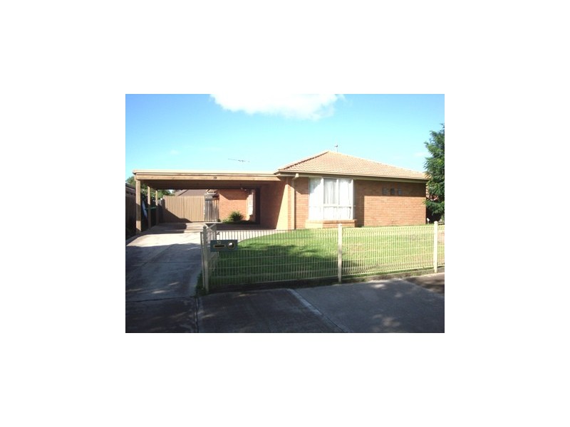 19 Thames Boulevard, Werribee VIC 3030