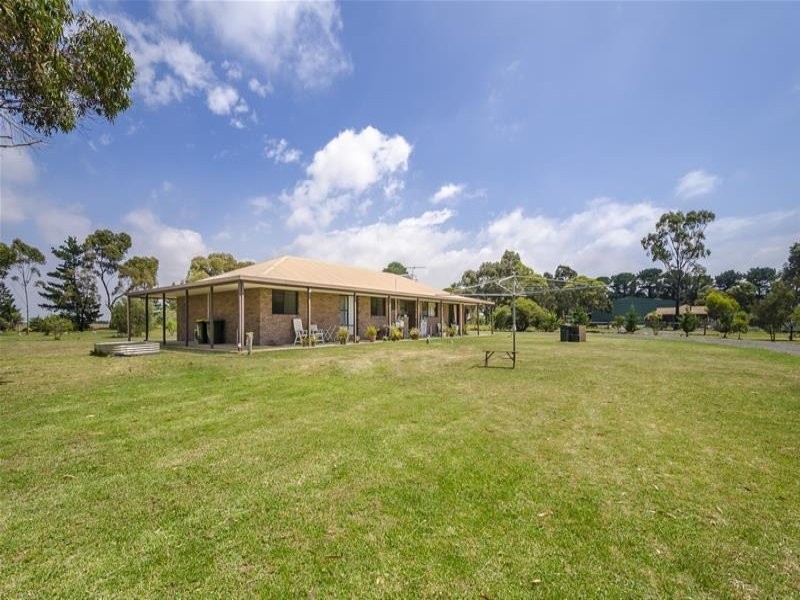 60 Hughes Road, Little River VIC 3211