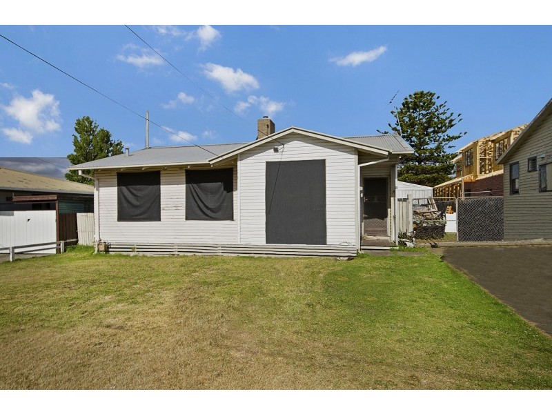 8 Gardenia Grove, Norlane VIC 3214