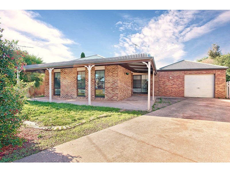4 Carapunga Court, Corio VIC 3214
