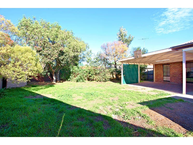 4 Carapunga Court, Corio VIC 3214