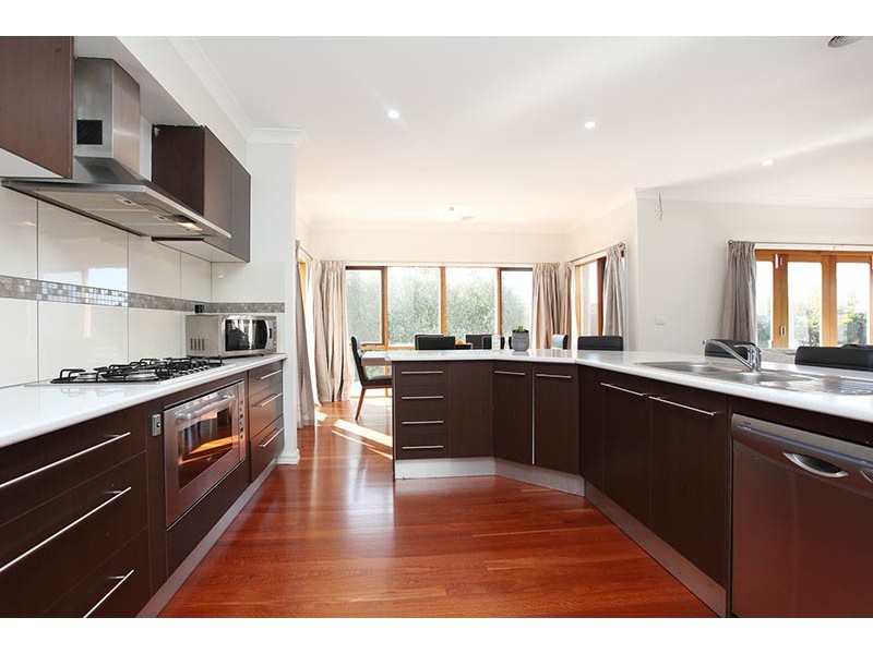 71 Country Gardens Drive, Lara VIC 3212