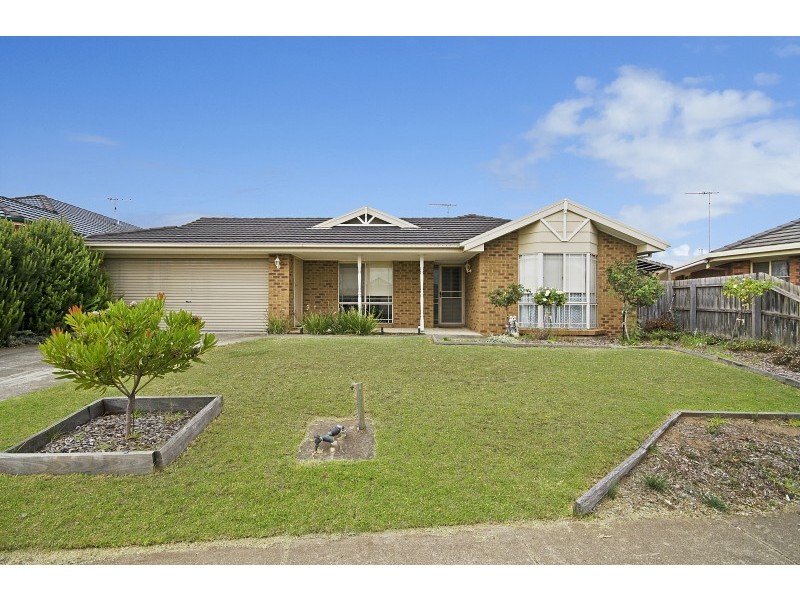 11 Lake Road, Lara VIC 3212