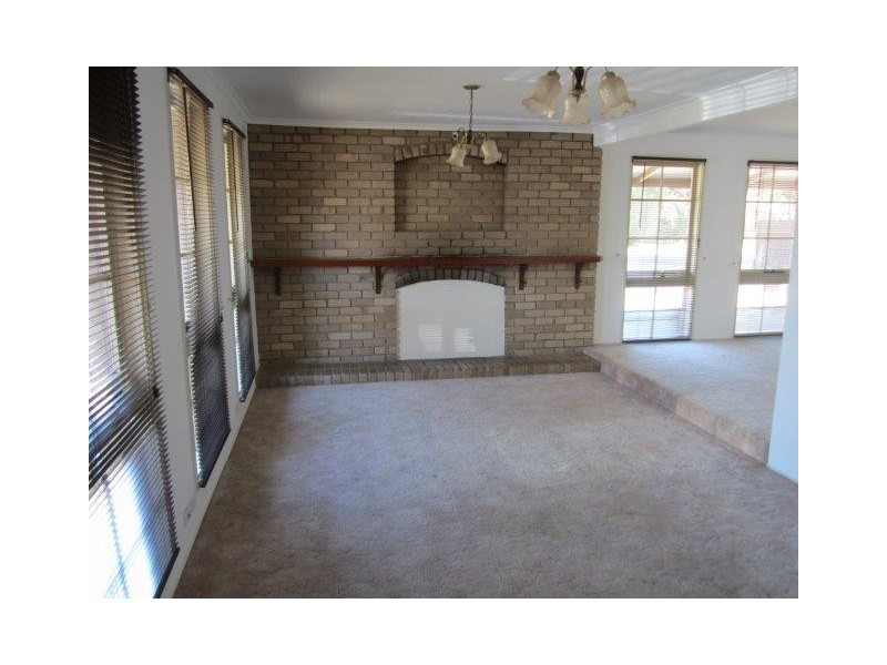 1 Henderson Drive, Lara VIC 3212